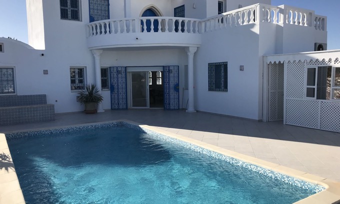Aghir House | Beautiful villa with pool