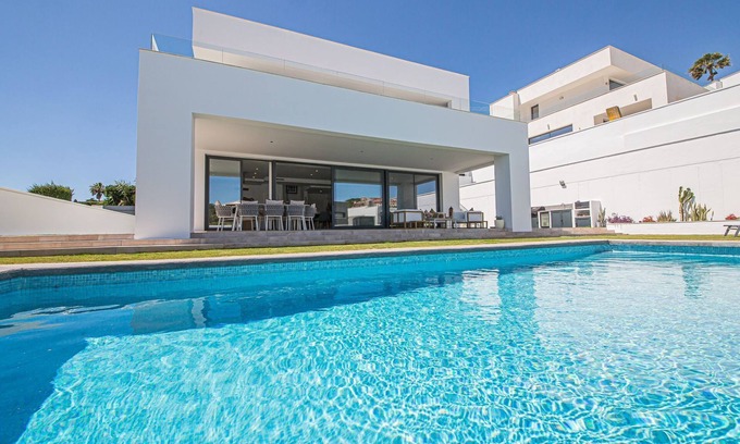 Castillo de Sabinillas Villa | Beautiful villa with private pool