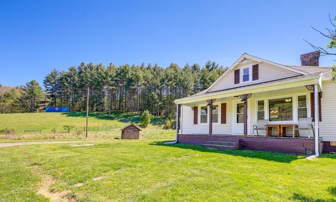 Fries House | Beautiful Virginia House: Countryside Living!