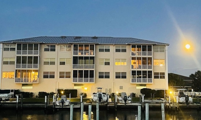 Punta Gorda Condo | Beautiful waterfront 2-bdrm condo with Executive Office & Boat Lift.