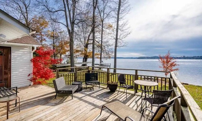 Penetanguishene Cottage | Beautiful Waterfront Cottage on Georgian Bay