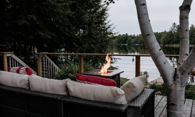 Bala Cottage | Beautiful waterfront cottage nestled in the heart of Muskoka!
