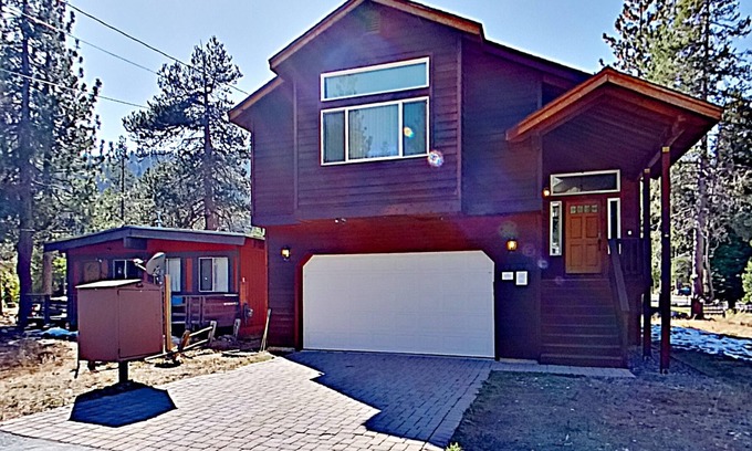 Tahoe Paradise House | Beautiful well appointed 3 bedroom