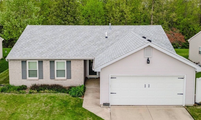 Hoagland House | Beautiful wooded scenery , king suite , private fully fenced , pet friendly