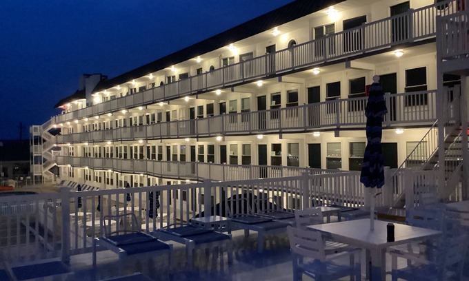 Wildwood Crest Condo | Beautiful Year Round Beach Condo 1 block to beach
