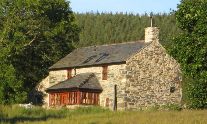 Penmachno Cottage | Beautifull Cottage With Views Mountain Stream And Pool