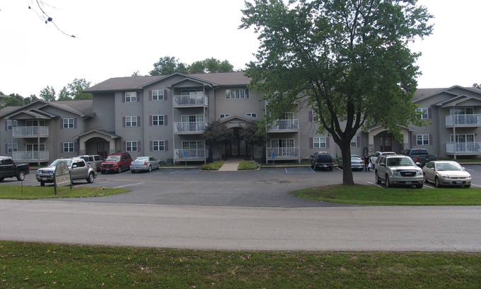 Whittington Condo | BEAUTIFULLY DECORATED 3BED/2BATH CONDO ON REND LAKE GOLF COURSE