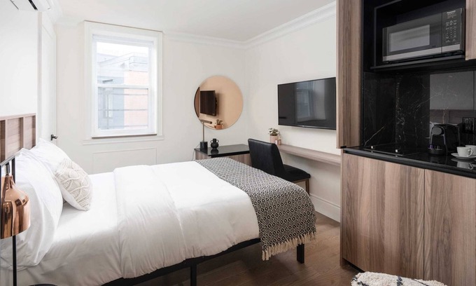 Latin Quarter Apartment | Beautifully decorated studio on Saint-Denis Street