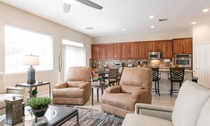 Paradise House | Beautifully decorated everything is new! Spacious single story home.