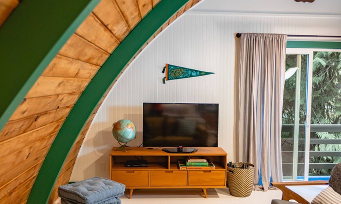 Glacier Cabin | Beautifully Designed Arched A-Frame Cabin with Gas Grill & Wood-Burning Stove