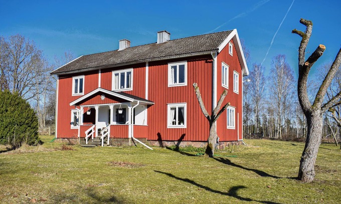 Langasjo House | Beautifully located house near the forest.