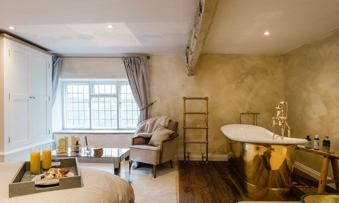 Burford Cottage | Beautifully presented dog friendly - College Cottage