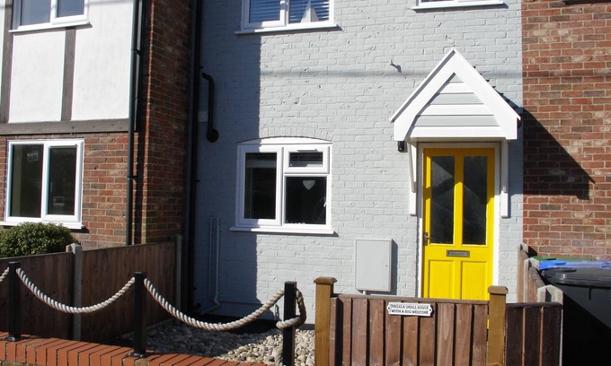 Southwold House | Beautifully refurbished 2 bedroom cottage located in the heart of Southwoldn