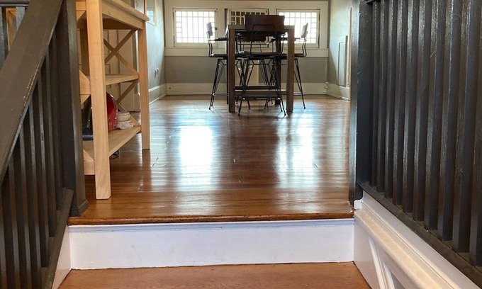 Charleston Apartment | Beautifully remodeled apartment in downtown east end historic district!