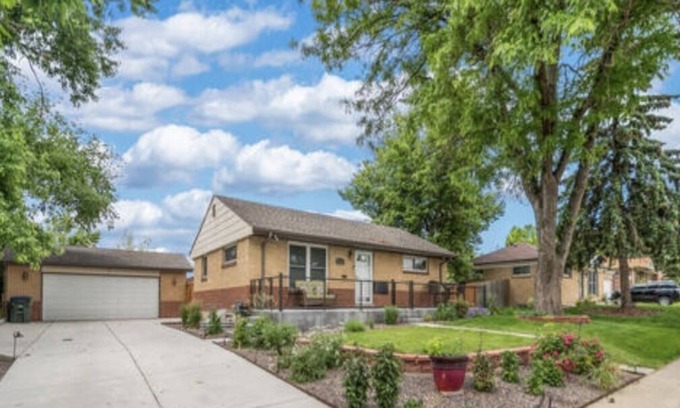 Northglenn House | Beautifully Remodeled 4-bed 2-bath Northglenn Home!