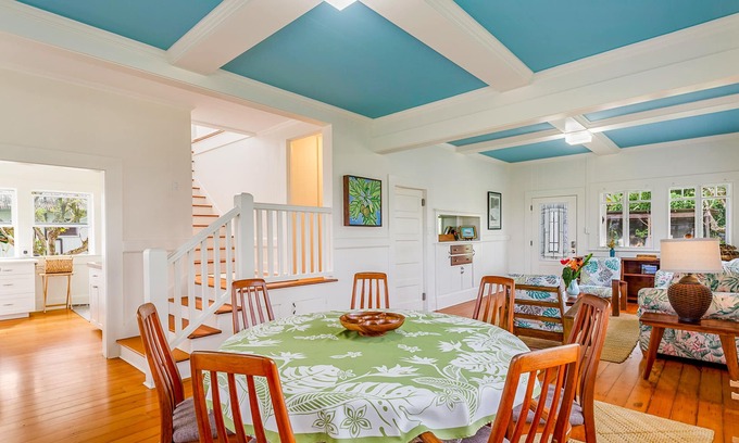 Hilo House | Beautifully Remodeled Plantation Style Hilo Home