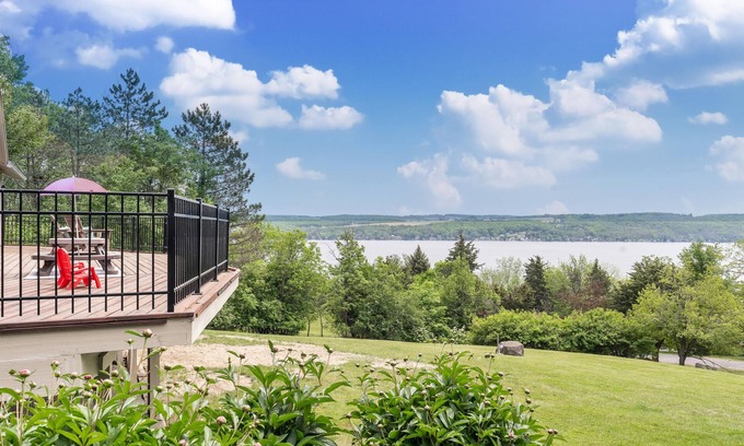Canandaigua House | Beautifully Renovated Lodge with Lakeview