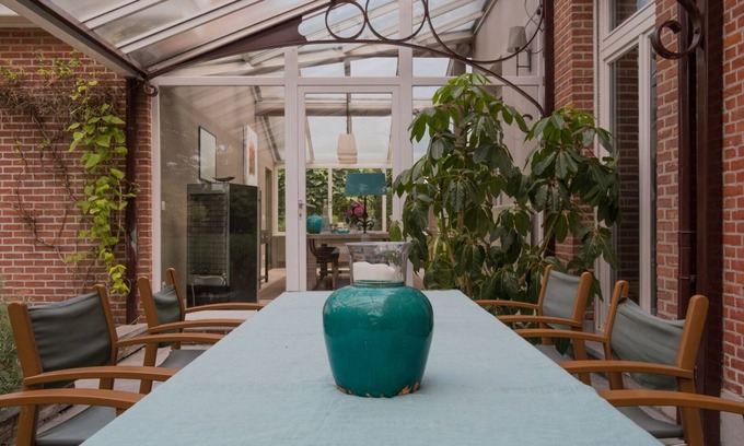 Bevel House | Beautifully renovated 1925 townhouse, room 1A