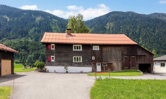 Dalaas House | Beautifully renovated farmhouse, dream location