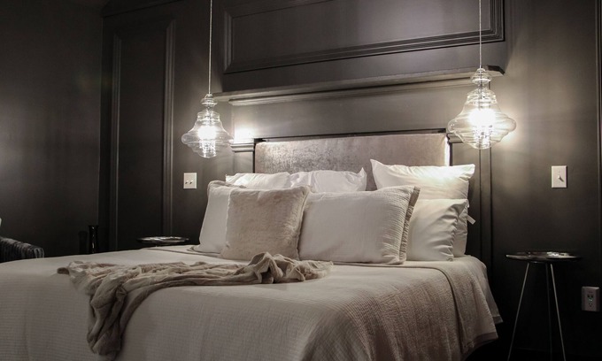Gallatin Cottage | Beautifully Restored Historic Guesthouses /Boutique Finishes /Close to Nashville