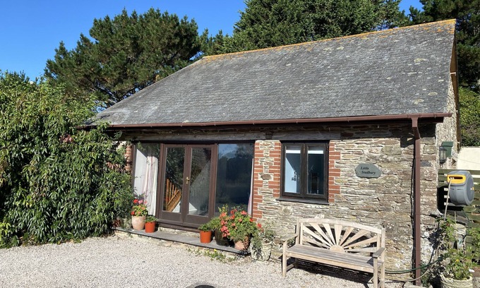 Burgh Island Cottage | Beautifully situated comfortable cottage and pottery, a perfect holiday base