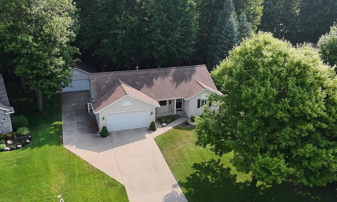 Hudsonville House | Beautifully situated home in a central, convenient location