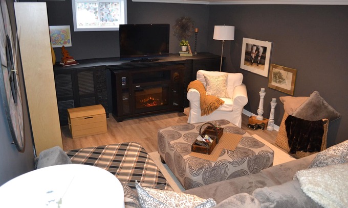 Burlington House | Beautifully styled 1 Bedroom suite in South Burlington