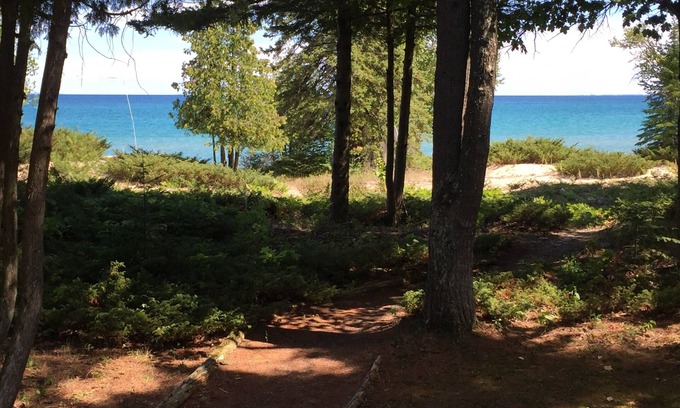 Beaver Island Cottage | Beaver Island - Cable Bay Cottage