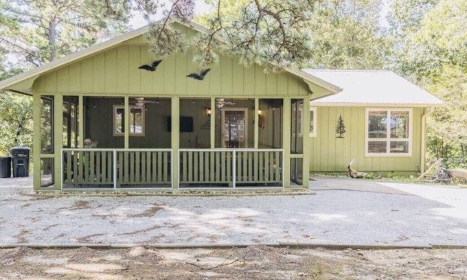 Rogers House | Beaver Lake HideAway ~ Rocky Branch ~ HOT TUB!