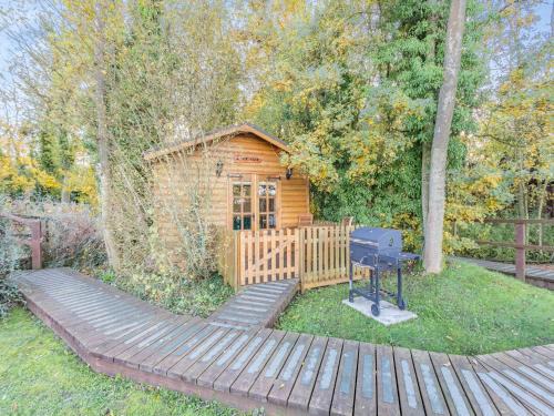 Newmarket House | Beavers- Uk45706