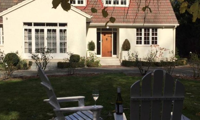 Blenheim Bed & Breakfast | Bed and breakfast ∙ 2 guests
