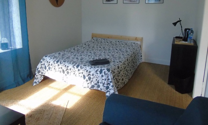 Marigne-Laille House | Bed and breakfast located 5km from the highway