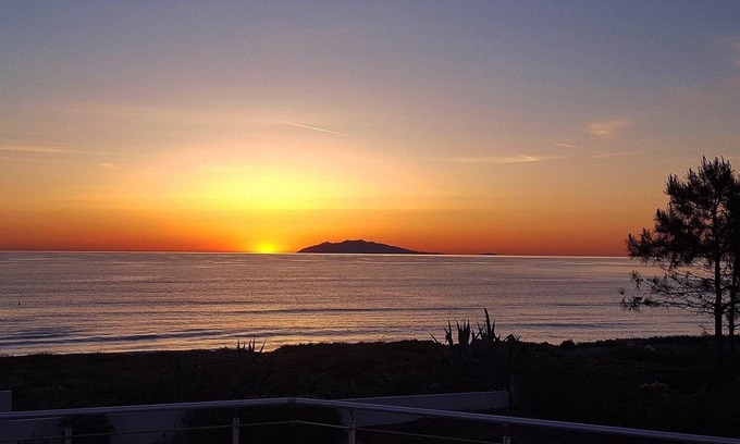 Pineto House | Bed and breakfast "ARINELLA" by the sea near bastia airport/seaport