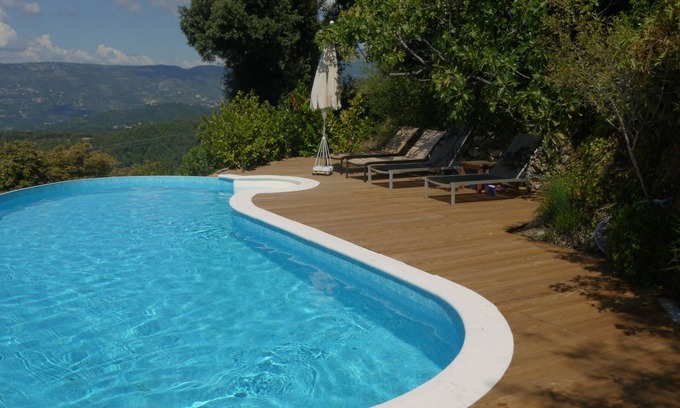 Peille House | Bed and Breakfast 'La Vela'