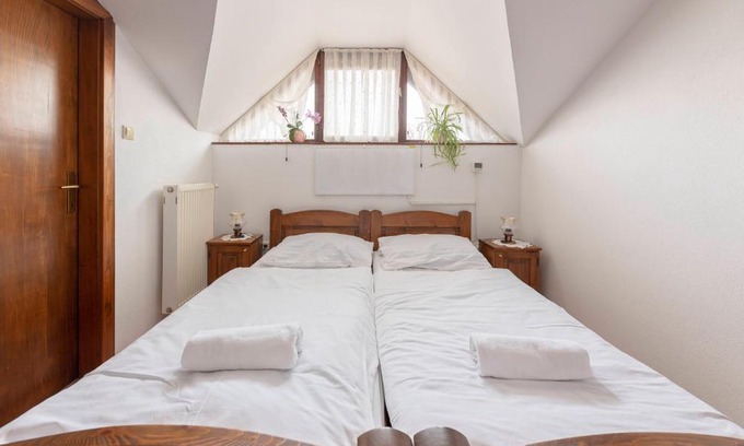 Kamnik Bed & Breakfast | Bed and Breakfast Mili Vrh