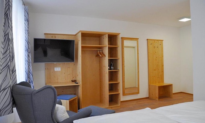 Traismauer Bed & Breakfast | Bed Bike & Breakfast