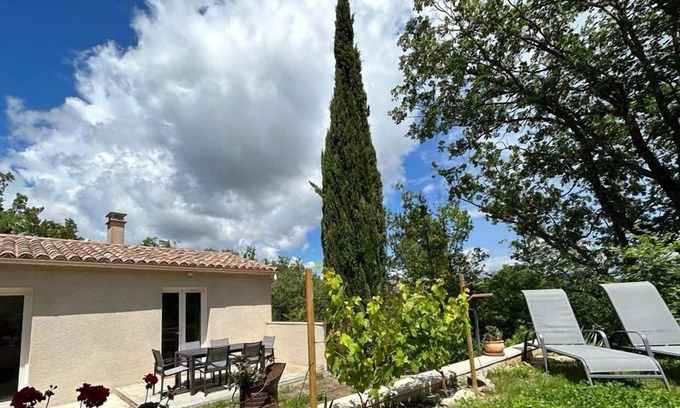 Dauphin Bed & Breakfast | Bed &breakfast in a peaceful natural setting swimming pool guaranteed relaxation