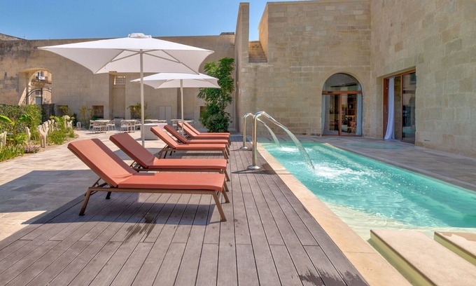 Centro Storico Bed & Breakfast | Bed & Breakfast in Maglie with 16 bedrooms sleeps 32