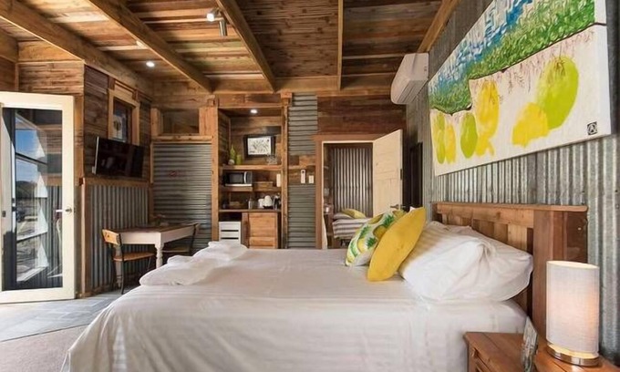 Upper Wakefield House | Bed in a Shed Stayz Holiday Home Awards Finalist