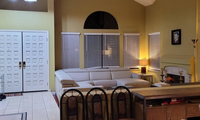 Cambrian Community House | BED ROOM 3: SMALL AND CUTE: BEST FOR 1 GUEST: