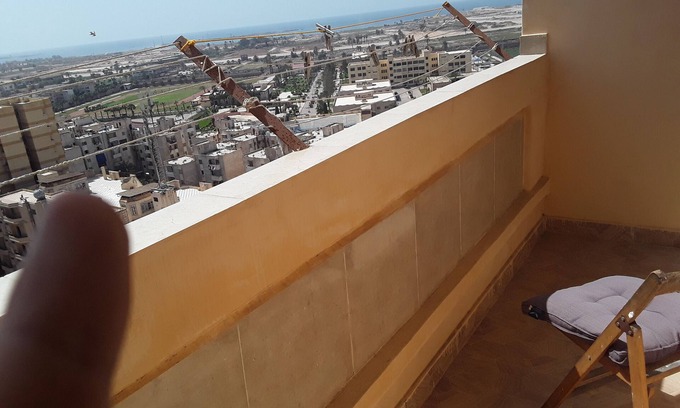 Al-Muntazah Apartment | Bed room in apartement with sea view close to the Nilson island and beach zone