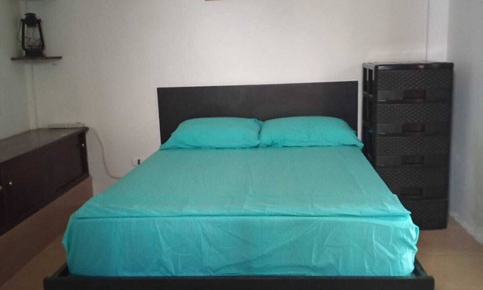 Manta Apartment | Bedroom apartment in beautiful Manta with AC, WiFi