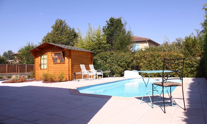 Saint-Jean Bed & Breakfast | Bedroom with SD on the ground floor of a villa