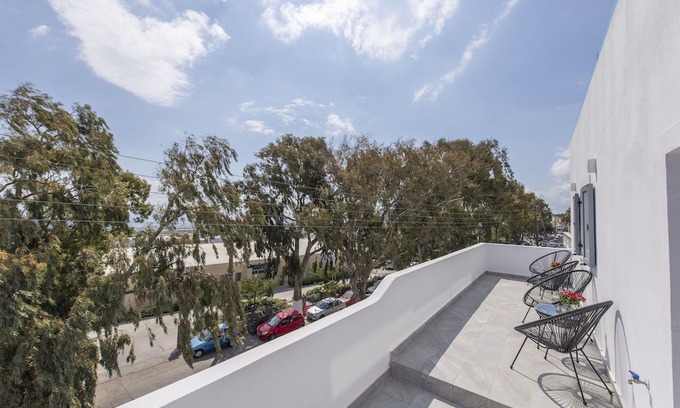 Fira Hotel | Bedspot Hostel