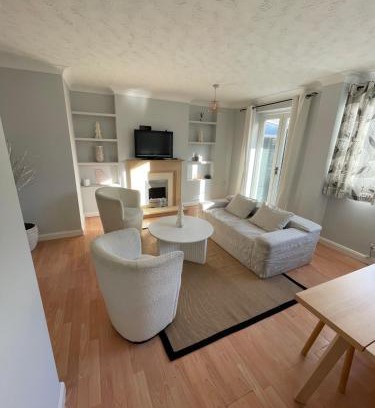 Norwich Apartment | Bee Temple Entire Spacious 3-Bed Apartment