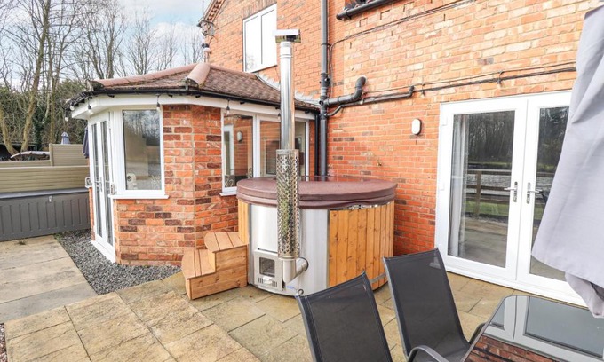 Goxhill House | Beech Cottage