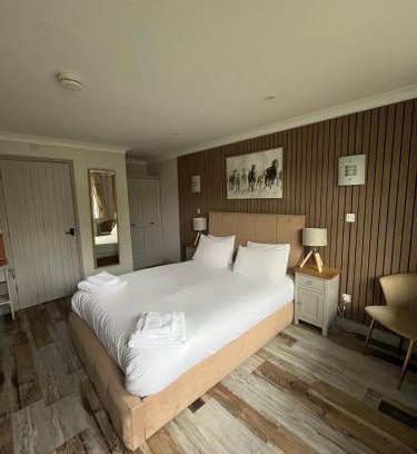Pegsdon Ski Chalet | Beech, Country Chalet In Pegsdon