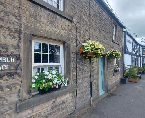 Castleton House | Beech croft holiday cottage