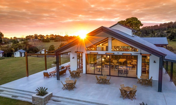 Beechmont House | Beechmont Estate