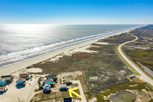 San Luis House | Beechwood Bungalow - Where Comfortable Coastal and Calm Meet Waves Water and WOW